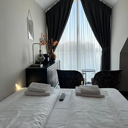 Hotel Oostereiland Hoorn (North Holland)