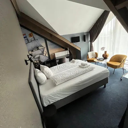 Oostereiland 3* Hoorn (North Holland)