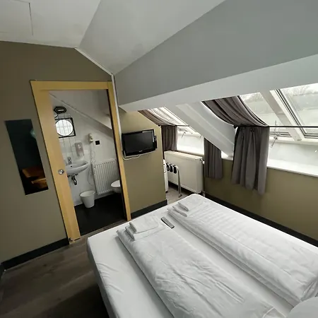 Oostereiland Hotel 3*