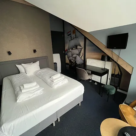 Oostereiland 3* Hoorn (North Holland)