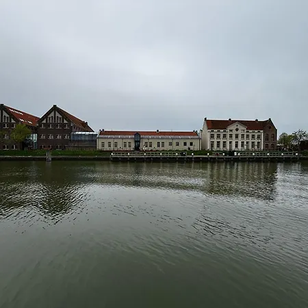 Hotel Oostereiland 3*