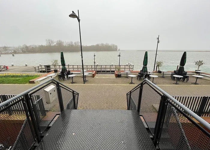 호텔 Oostereiland 호른