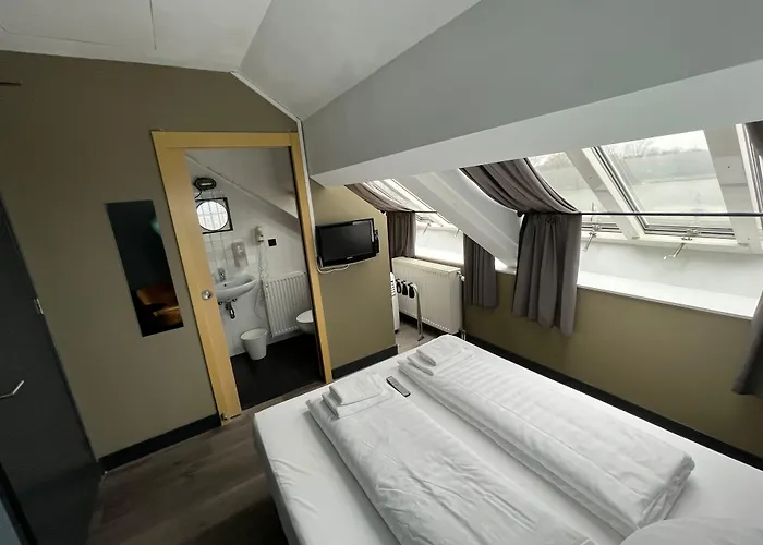 Oostereiland 호텔 3*