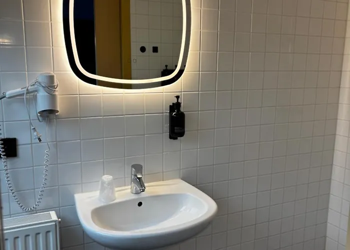 호텔 Oostereiland 3*