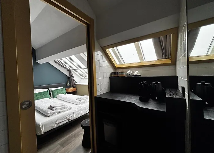 호텔 Oostereiland 3*